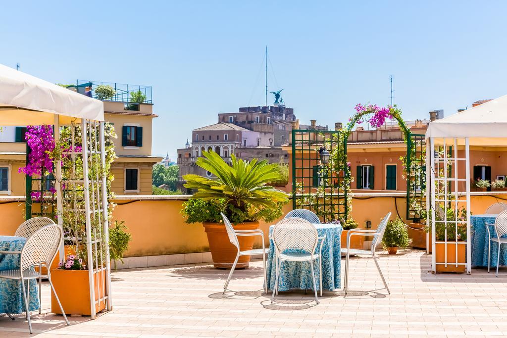 Domus Carmelitana Hotel Rome Exterior photo